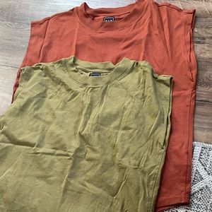 Gap Tank Tops Bundle (2)